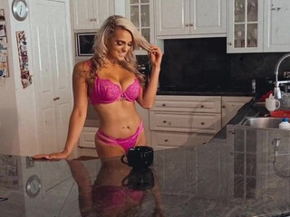 laraskye onlyfans Spicy chick fucks sex toy