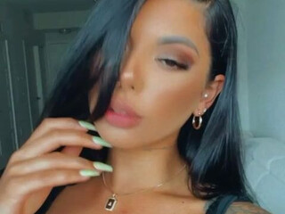 gvalentinaxxx onlyfans Young girl masturbates lips sex