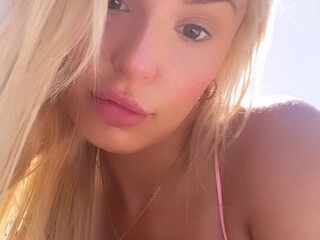 Tana Mongeau onlyfans Solid bitch penetrates both