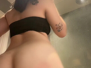 Nnnnekochan onlyfans Naked online with a modest girl