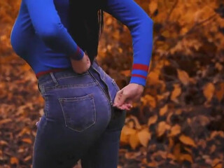 Louisa Khovanski aka louisakhovanski onlyfans scrawny babe loves to play with her fingers