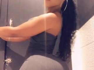 Ariela aka ariielalalangosta onlyfans Oral show with a very wet brunette part-2