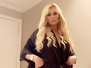 Leticia Rodrigues aka lehro69 onlyfans Very Passionate Milf Enjoys Finge