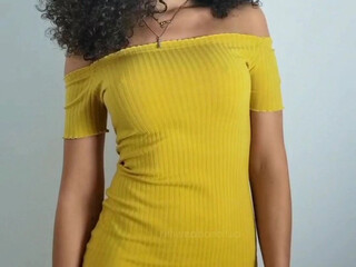 bambitwo onlyfans Putana fingers her wet pink hole