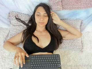 delightfulhug Newest from chaturbate