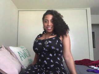 tellydag0er smart slut