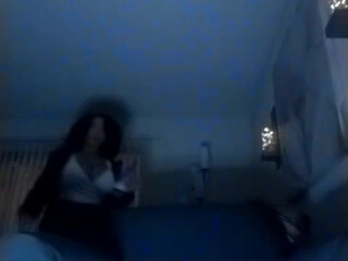 tellydag0er Beautiful chick jerks off her cunt