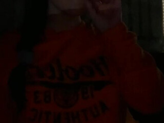 larissanadia Wicked girl fingers her shaved holes