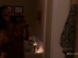 larissanadia The shrewd curvy masturbates pussy with a phallus