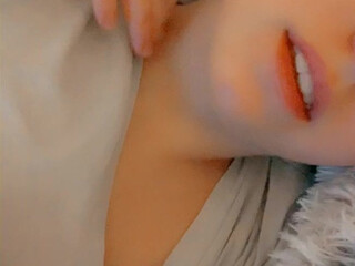 larissanadia Graceful stands cancer and gets fucked