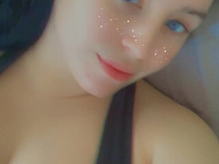 larissanadia Hot beast sticks fingers in wet holes