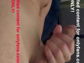 emilivno Gorgeous swell caresses sex lips