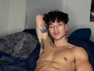 emilivno Charming babe in private