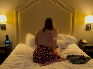 youngokcouple Gorgeous babe dancing striptease