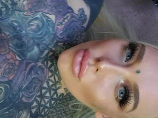 Laur_slutty_bby onlyfansen Brock aka ladylaur Cute baby naughty in private