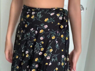 Sophiescloset Luxurious harlot poses in fr