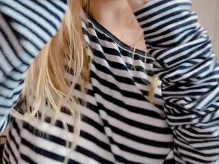 Harriet Sugarcookie onlyfans Experienced young lady passionately fucks sex toy