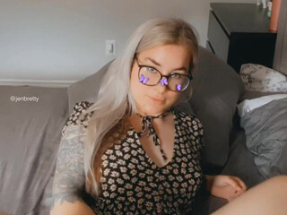 JEN BREETY onlyfans Chic female demonstrates underwear