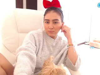 alexyferrer Fascinating chick masturbates juicy holes