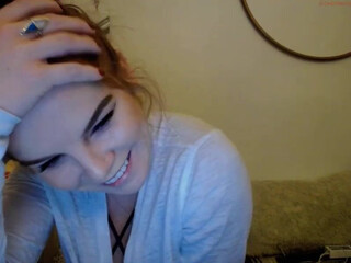 ivygrace Hot curva jerks off