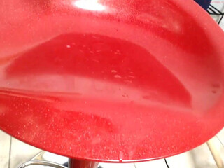 hippymia Sexy chick pulls juicy pussy