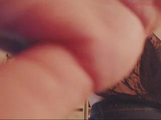 geniva Cute chick fingering shaved pussy