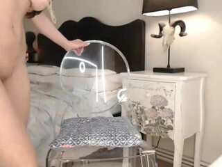 lanaivans Gorgeous slut seduces with big shapes