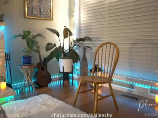 phoenix_taylor chaturbate 26.01.2022 Latest webcam 2022