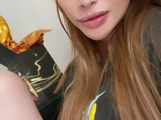 Jessica onlyfans Crazy chick masturbates both holes