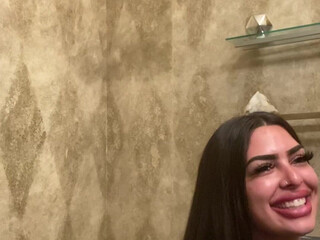 Aliza Jane onlyfans  showy pussy