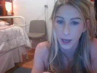 riley_waters chaturbate Naughty babe fucks vagina sex toy
