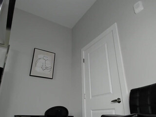 surecakes chaturbate Experienced mare test hammering anus