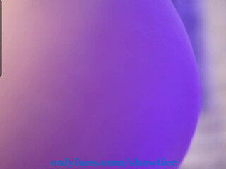 _taylor_swift chaturbate Skinny bitch jerks pussy with dildo