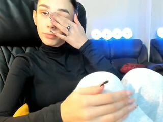 hotfallingdevil chaturbate Crazy doll caresses natural tits