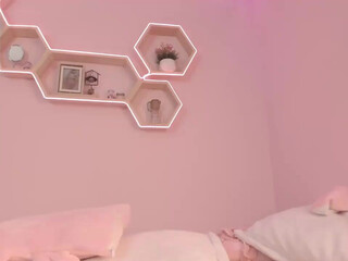 bella_adams_ chaturbate 19_02_2022 Full ticket show 2022