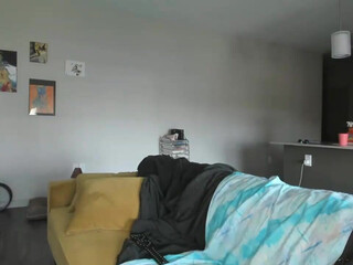 doubedeesarai chaturbate Hot thing gets great tits