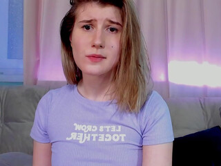 iris_monsoon chaturbate  flows from all holes