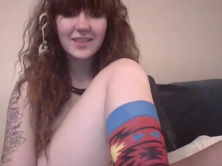 novemberbabymonster chaturbate Fat chick fucks cunt with phallus