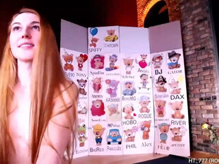 rocknrose myfreecams Hot chick with big booty poses in lingerie