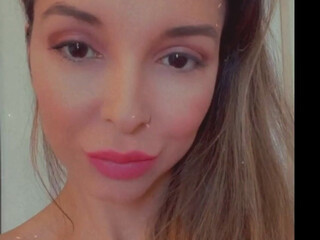 Francysbelle onlyfans Sweet little thing shows huge tits