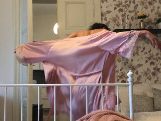 Francysbelle onlyfans Nude swell rubs the vagina