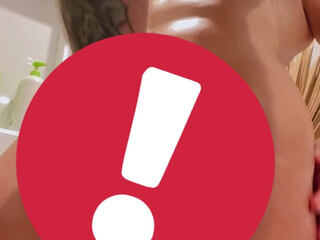 darshellestevens onlyfans Busty chick masturbates shaved pussy