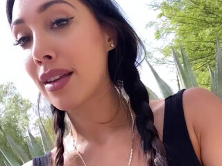 Scarlet Silva onlyfans Mature hottie caresses shaved cunt