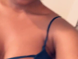 mochameanass onlyfans Shy chick caresses big tits
