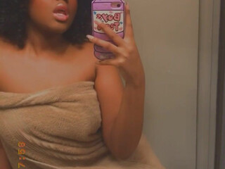 littledolljplay onlyfans Lustful women are jerking their pussies with sex toys