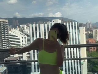 Lucy Goyette aka LucyIsLoud onlyfans  juicy ass in panties