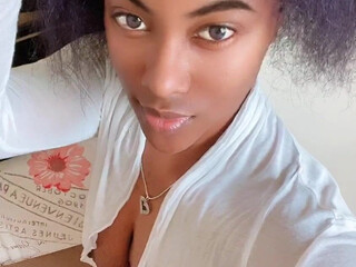 lazaniazee onlyfans Slut shows his designed holes