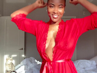 lazaniazee onlyfans  brought herself to squirt