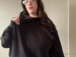 JugsBunny onlyfans myfreecams