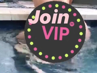 courtneytailor onlyfans Appetizing babe lifts her legs